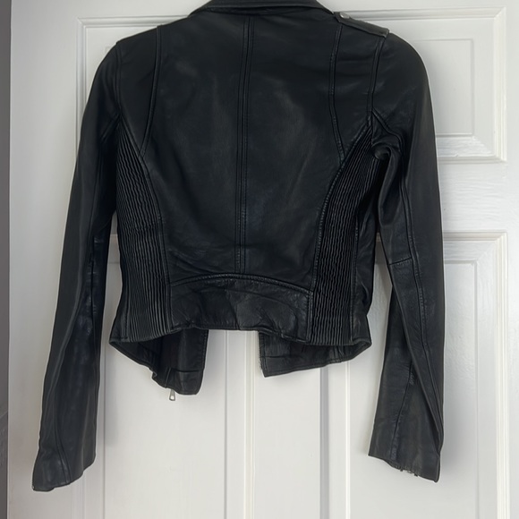 Zara authentic leather cropped jacket Motorcycle fitted moto xs - Picture 5 of 7